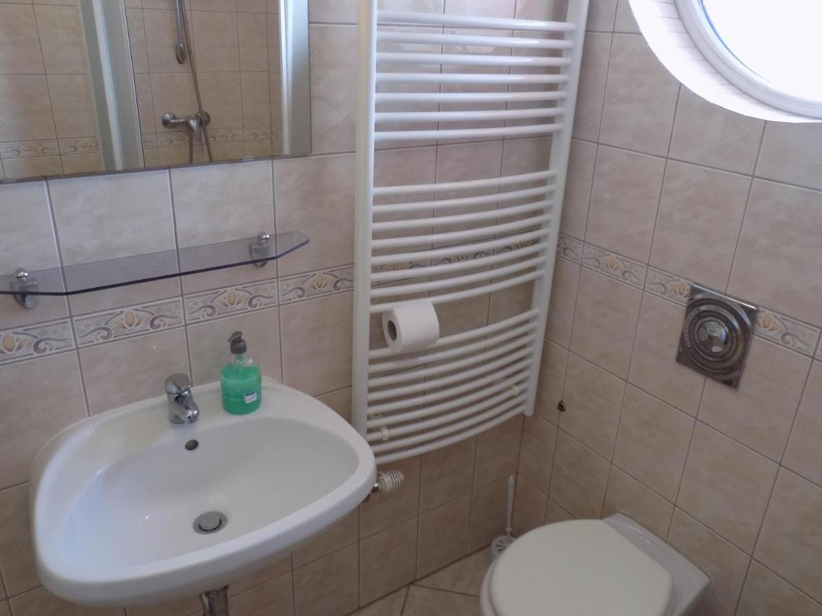 Liget Apartmanház Kehidakustány Kültér fotó